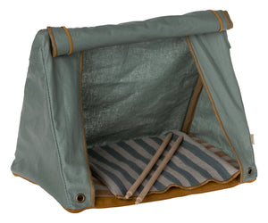 Happy camper tent for mice