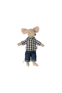 Clothes for dad mouse