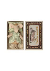 Princess mouse Little sister in matchbox