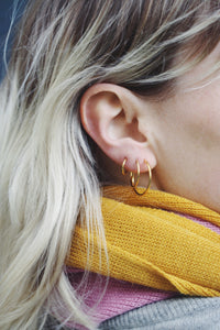 Hoops earrings gold