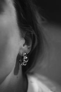 Dot earrings silver